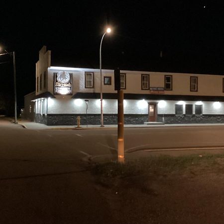 Bethel Hotel Elk Point Екстериор снимка