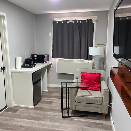 Bethel Hotel Elk Point Екстериор снимка